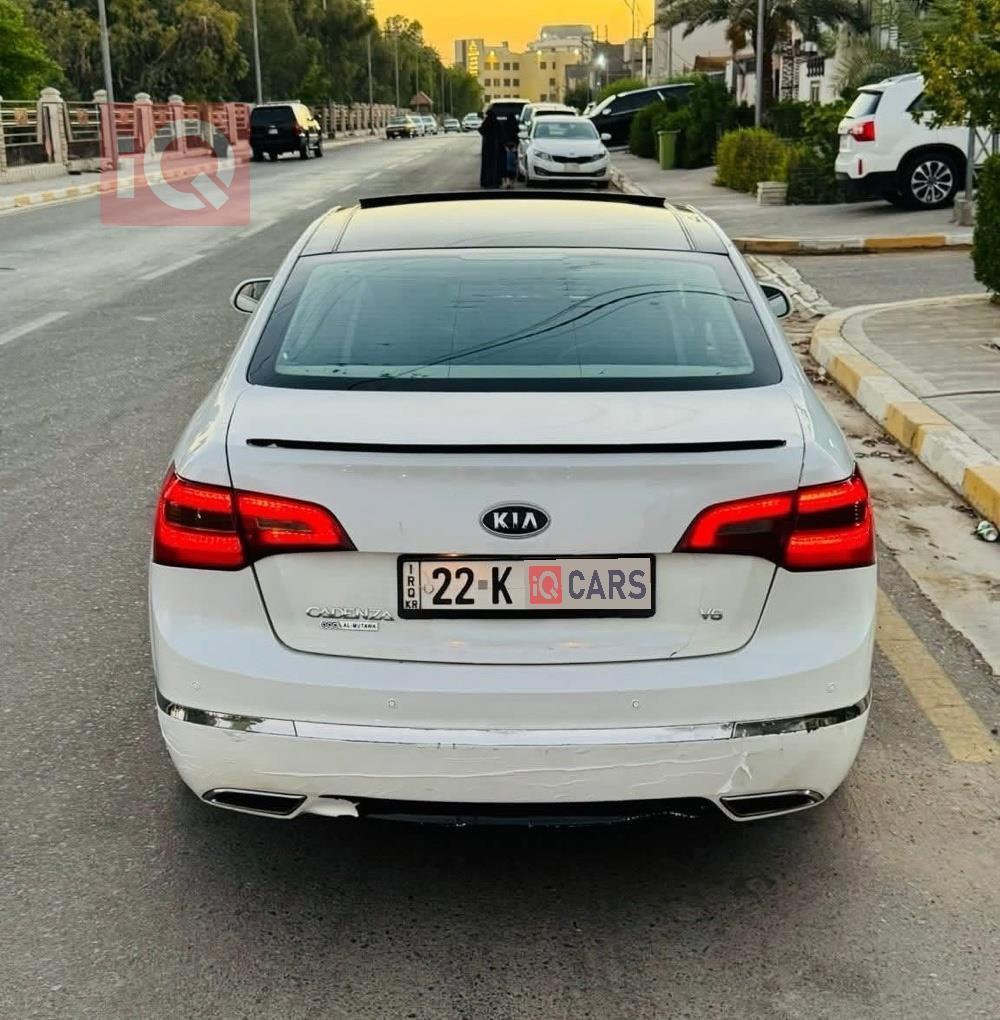 Kia Cadenza